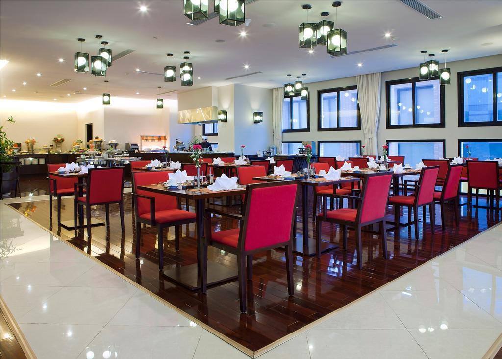 Royal Lotus Hotel Ha Long Exterior photo